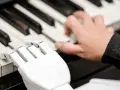 Jak sztuczna inteligencja widzi piosenki i co z tego wynika dla muzyki