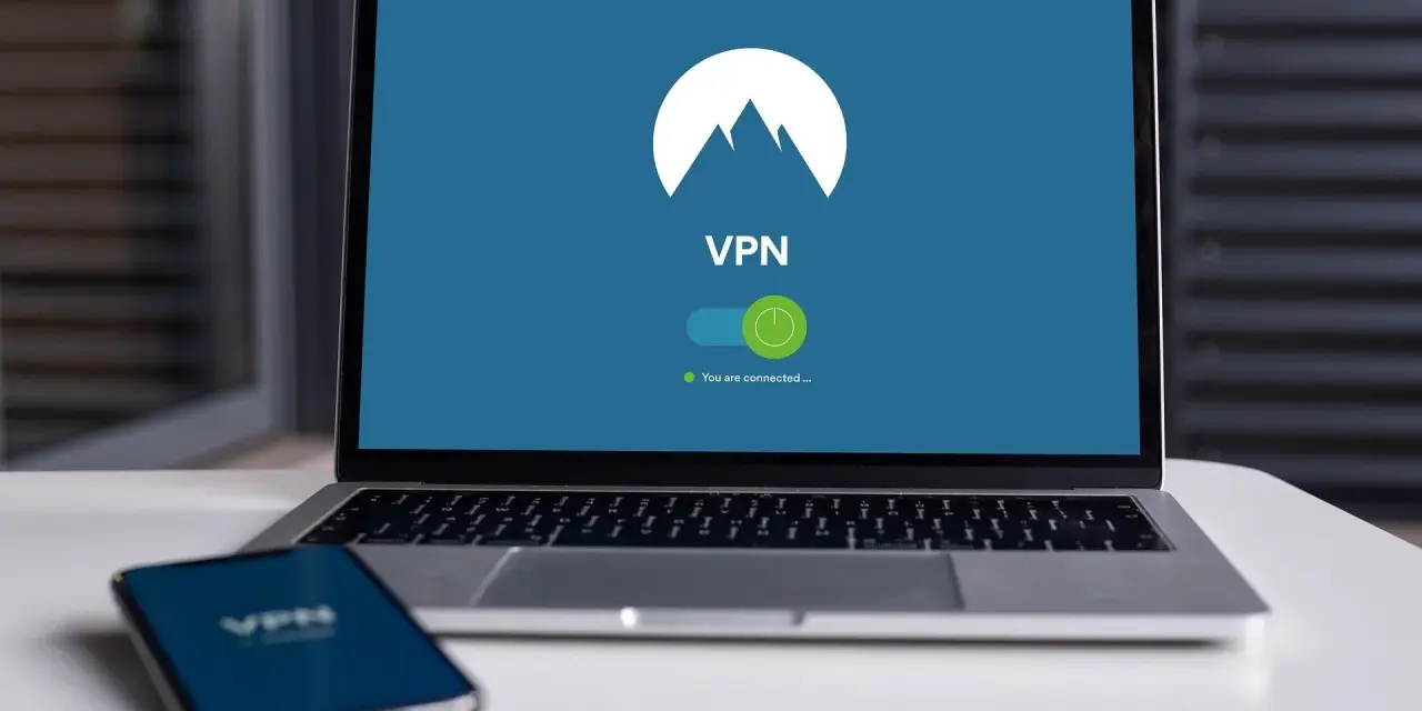 Jak używać VPN, aby zwiększyć bezpieczeństwo w sieci i chronić prywatność