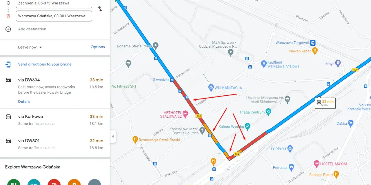 Trasa w aplikacji Google Maps z Warszawy Zachodniej do Gdańskiej, z zaznaczonymi objazdami i informacją o robotach drogowych.