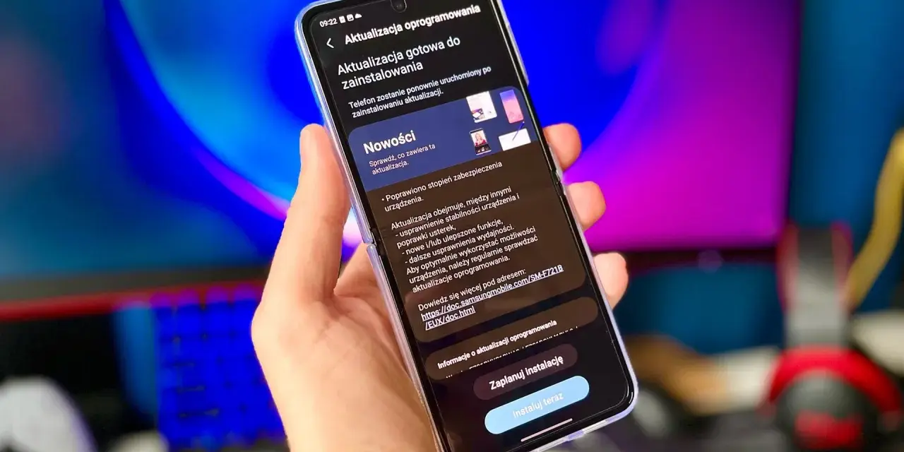 Telefon gotowy do aktualizacji oprogramowania. Nowości obejmują poprawę bezpieczeństwa i wydajności.
