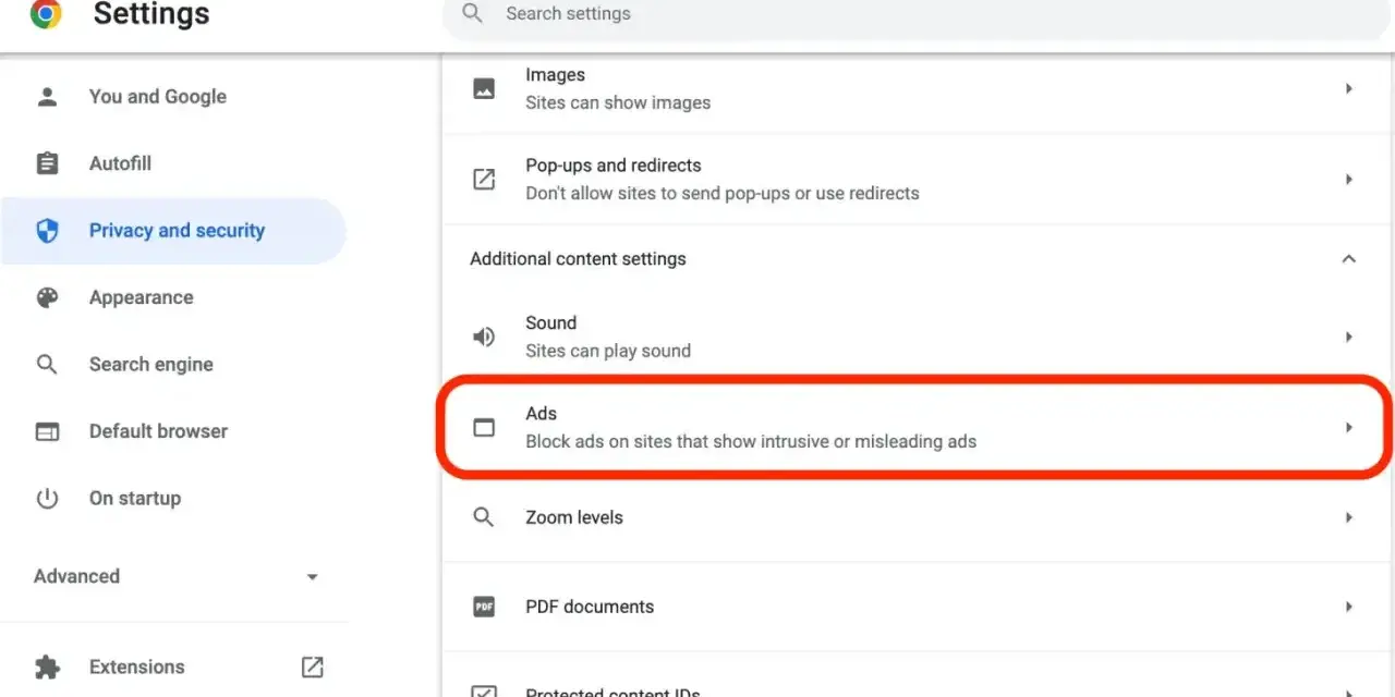 Ustawienia Chrome: sekcja "Reklamy" pozwala zarządzać tym, jak strony wyświetlają reklamy. Dowiedz się, jak wyłączyć adblocka, jeśli jest to potrzebne.
