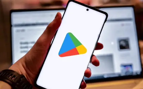 Smartfon z logo Sklepu Play. Dowiedz się, jak zainstalować Sklep Play na swoim urządzeniu.