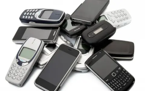Sieć GSM – co to jest i jak zmienia nasze życie mobilne?