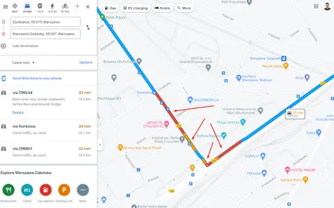 Trasa w aplikacji Google Maps z Warszawy Zachodniej do Gdańskiej, z zaznaczonymi objazdami i informacją o robotach drogowych.