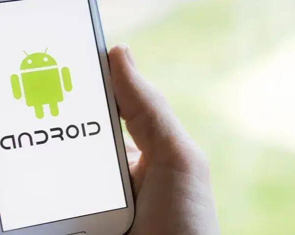 Jak odinstalować niechciane aplikacje Android i poprawić wydajność telefonu