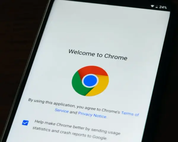 Ekran powitalny przeglądarki Chrome. Możesz tu zarządzać swoimi chrome rozszerzenia i ustawieniami prywatności.