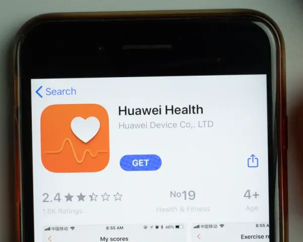 Aplikacja Huawei Health na ekranie telefonu, gotowa do pobrania. Monitoruj swoje zdrowie i aktywność.