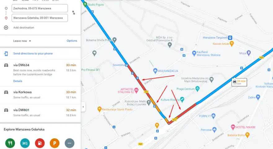 Trasa w aplikacji Google Maps z Warszawy Zachodniej do Gdańskiej, z zaznaczonymi objazdami i informacją o robotach drogowych.